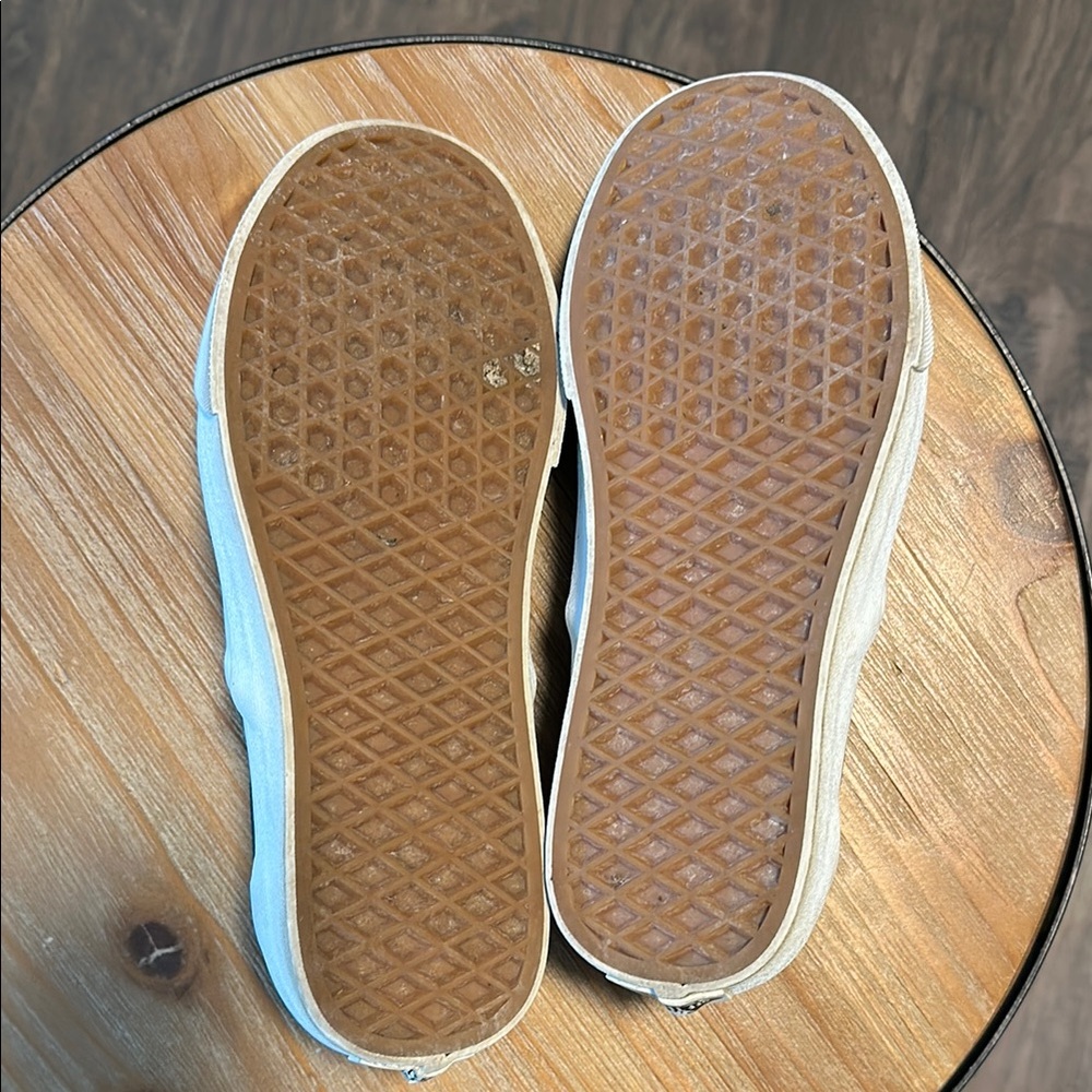 Vans - Picture 5 of 5